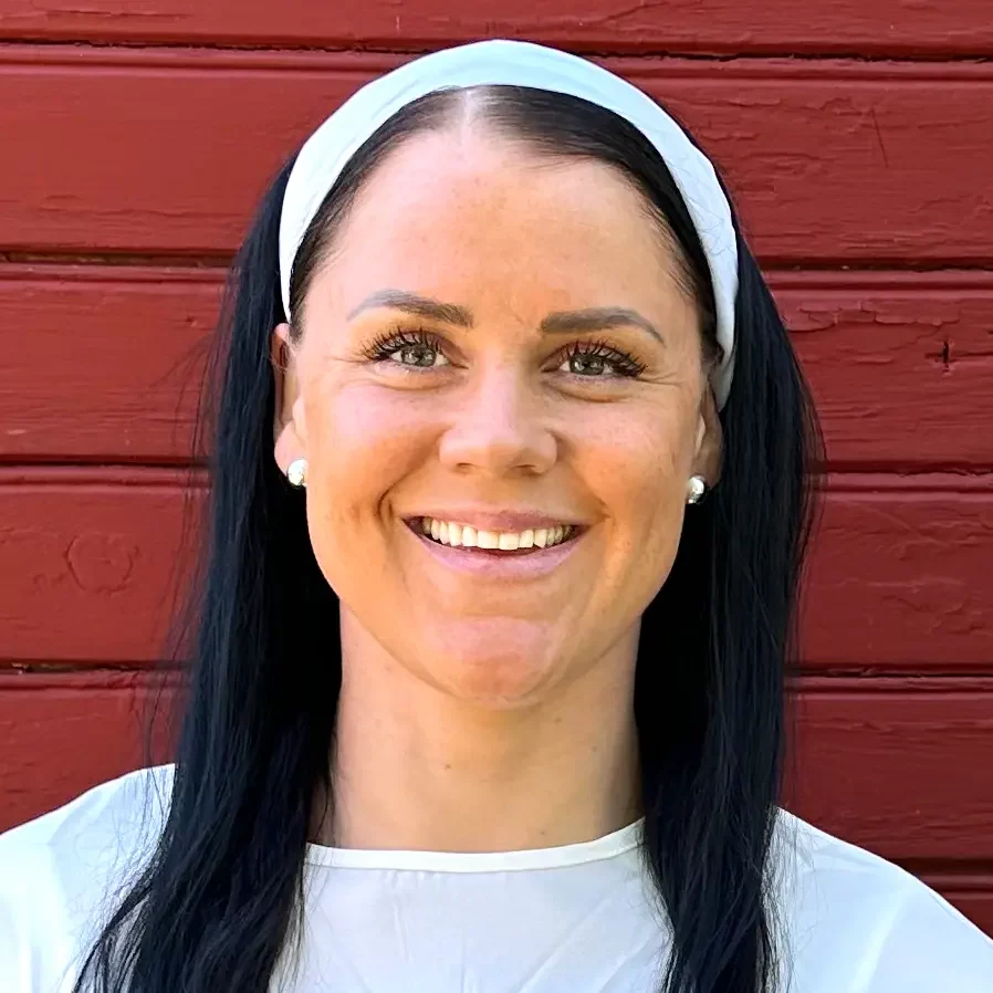 paula-junhov Paula Junhov